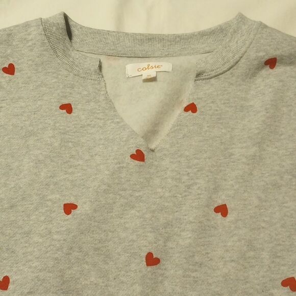 Gray Heart Colsie Cropped Sweater - Picture 3 of 5